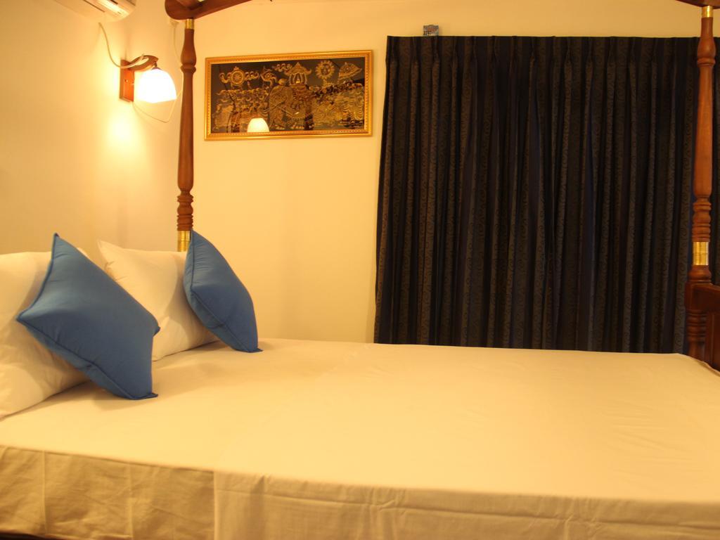 Sooriya Sewana Guest House Banduramulla Εξωτερικό φωτογραφία